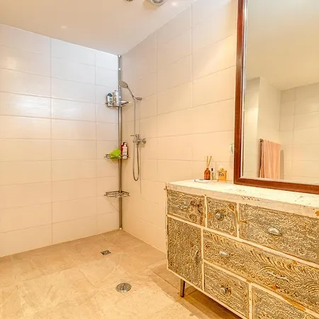 Da Lua. Ocean Front Luxury. Private Pool. *